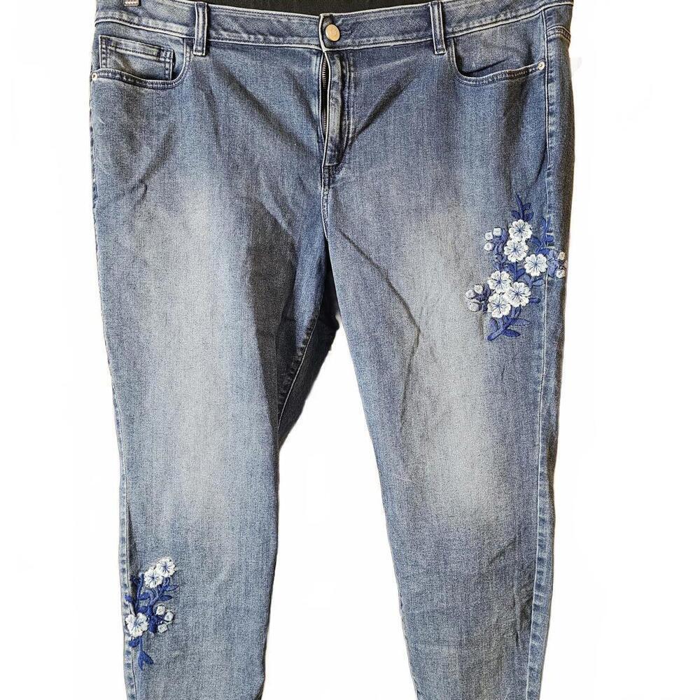 Venezia Women's Casual Denim Pants size 26W